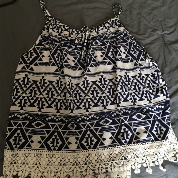 Flowy Top - Picture 3 of 3